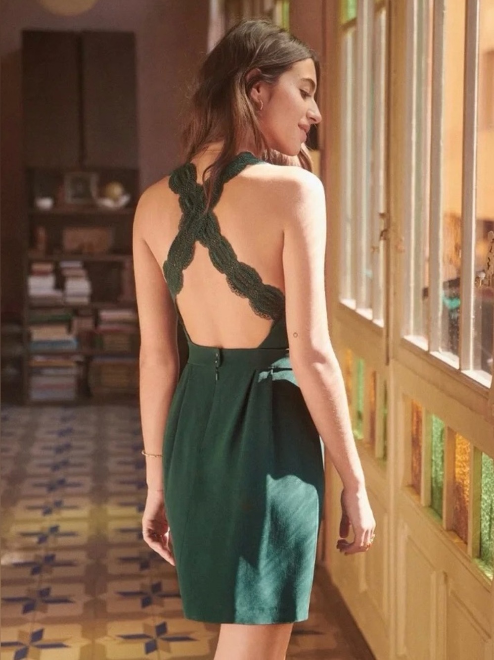 Sezane • Ombeline Dress emerald green mini criss cross lace strap open back - Picture 14 of 14